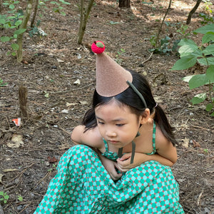 Tree Hat ( Apple)